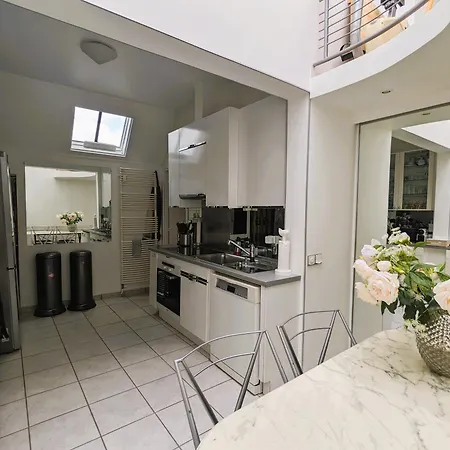 D'henri - Place Vendome Apartment